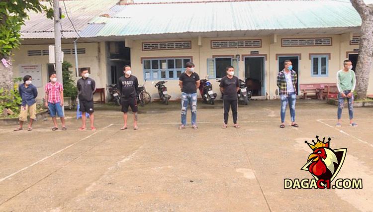 Vĩnh Long: Mâu thuẫn đá gà, 2 băng nhóm mang hung khí truy sát nhau 27/9/2021 - DAGAC1.COM - Đá gà trực tiếp