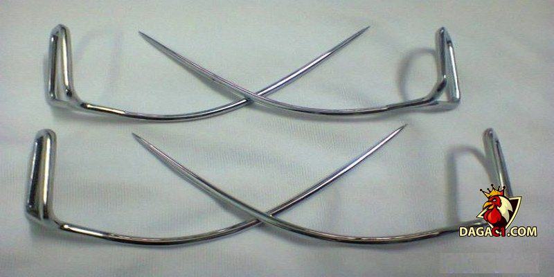 Băng cựa gà đá