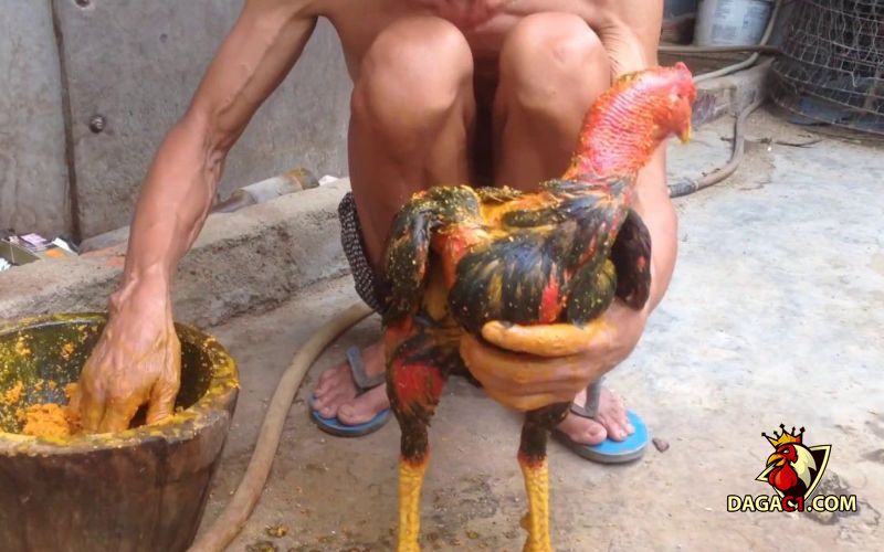 vảy dặm ngón giữa